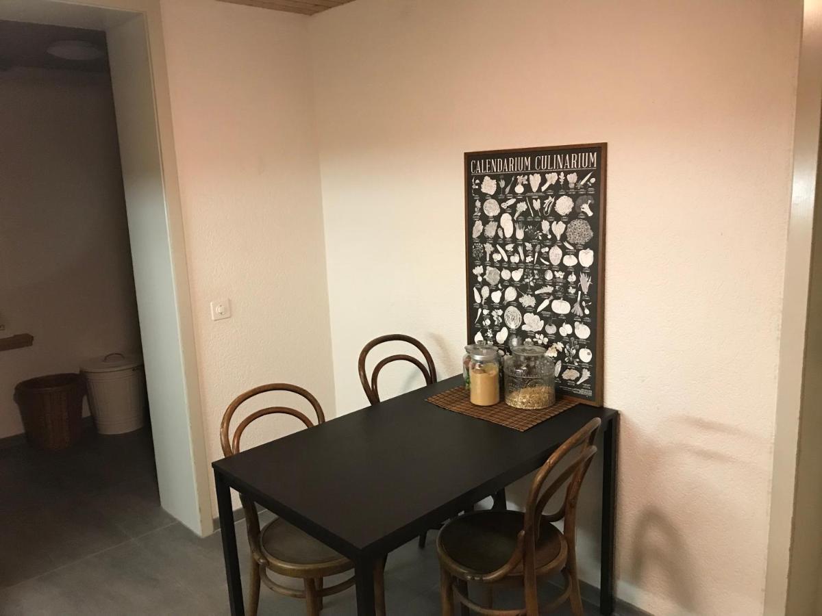 Simple Flat 72 M2 In The Centre Of Burgdorf With Private Parking Apartment Ngoại thất bức ảnh